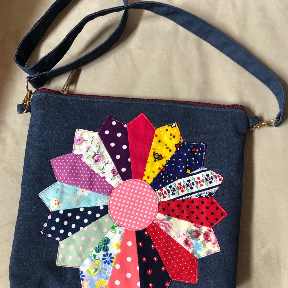 Handmade Shoulder Bag - Picture 2 of 4